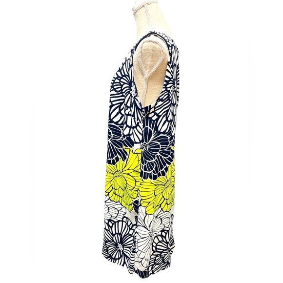 Madison Leigh Elegant White Fabric - Picture 4 of 8